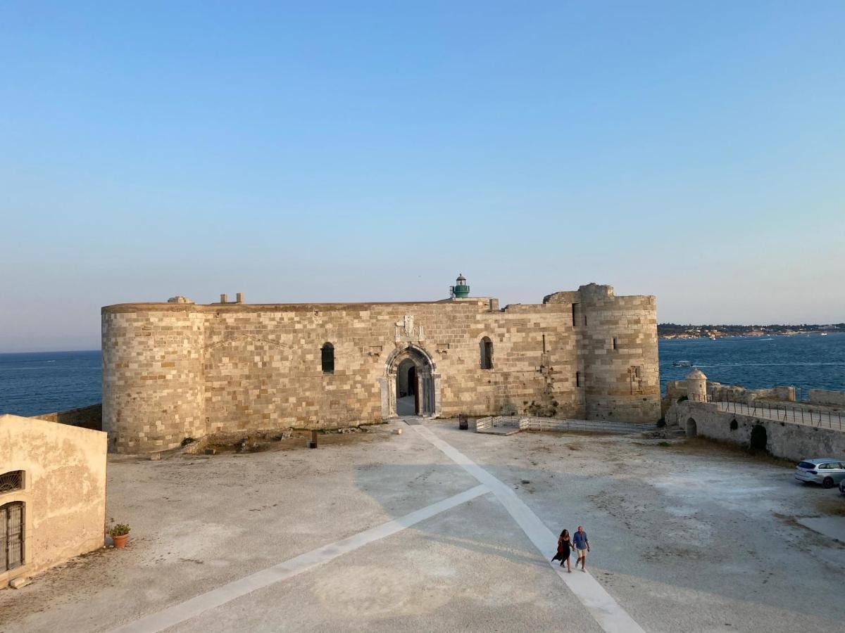 Elegante Appartamento In Palazzo Storico Ortigia Syracuse Exterior foto
