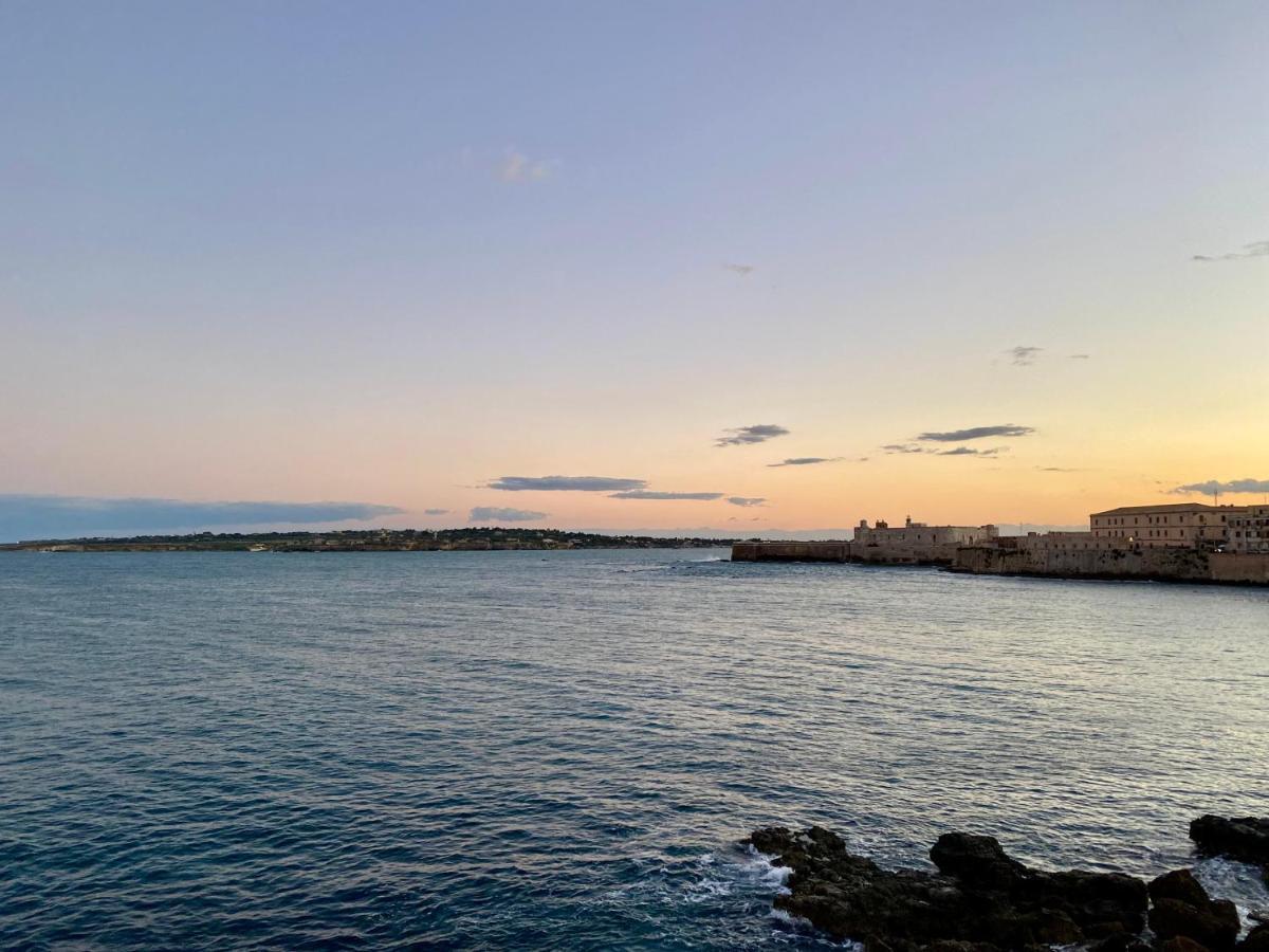 Elegante Appartamento In Palazzo Storico Ortigia Syracuse Exterior foto