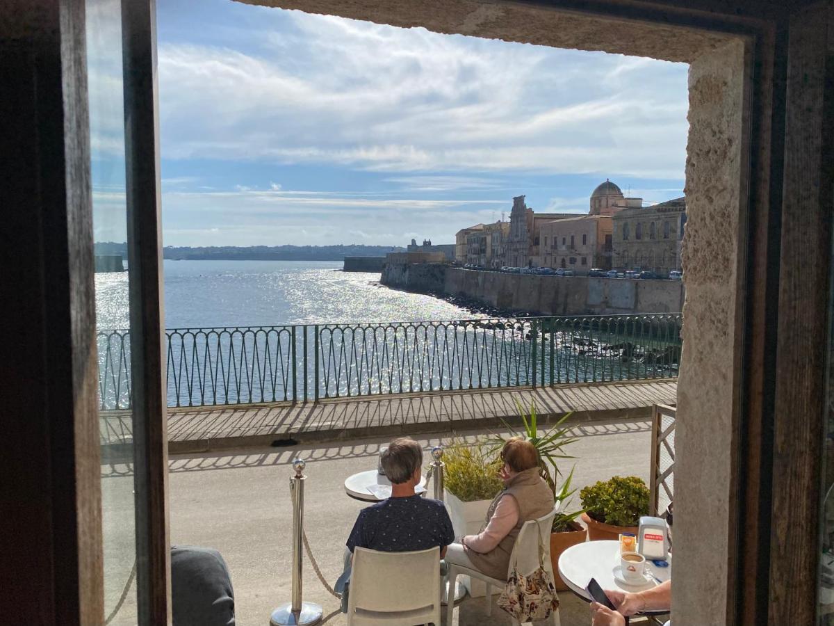 Elegante Appartamento In Palazzo Storico Ortigia Syracuse Exterior foto