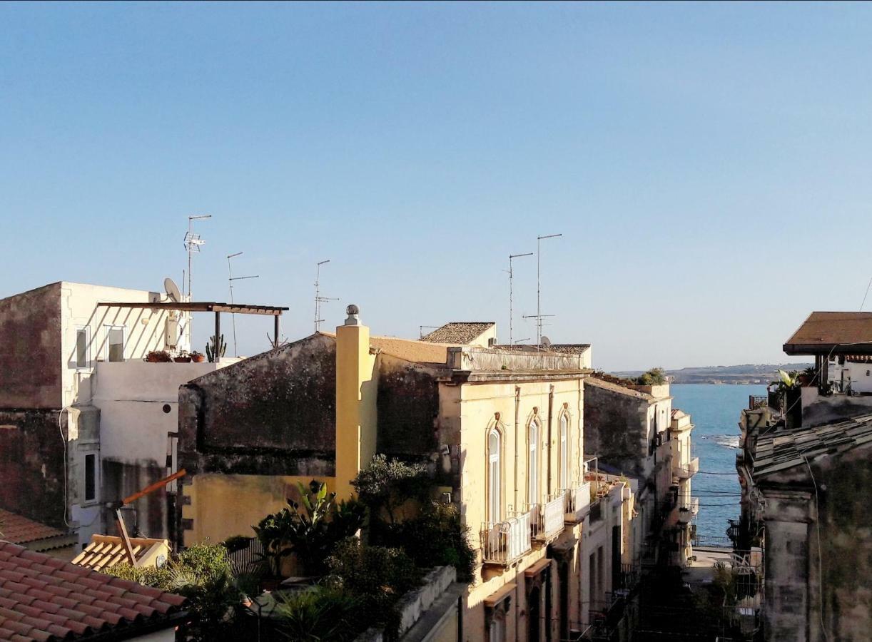 Elegante Appartamento In Palazzo Storico Ortigia Syracuse Exterior foto